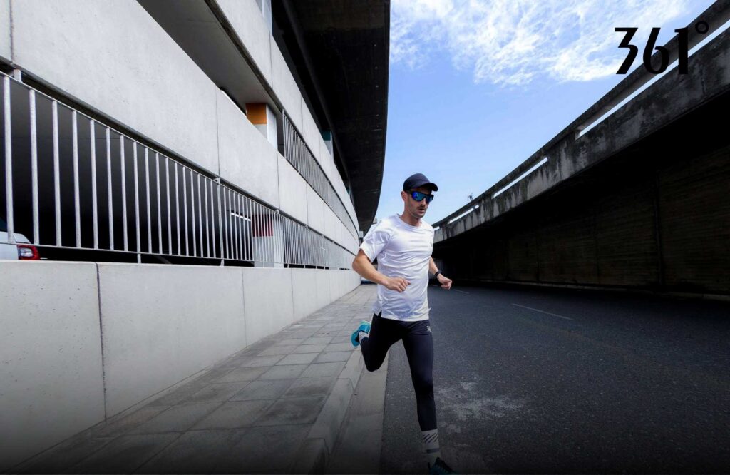 Fascite plantar na corrida: sintomas, causas e prevenção