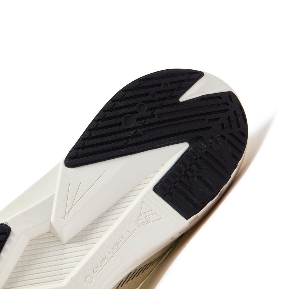 Tênis FLEXIBLE BEE Corrida com Leveza e Flexibilidade  - Masculino | Branco